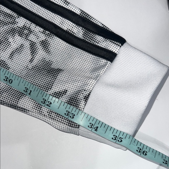 Adidas Kids Floral Sweatsuit - Picture 13 of 15